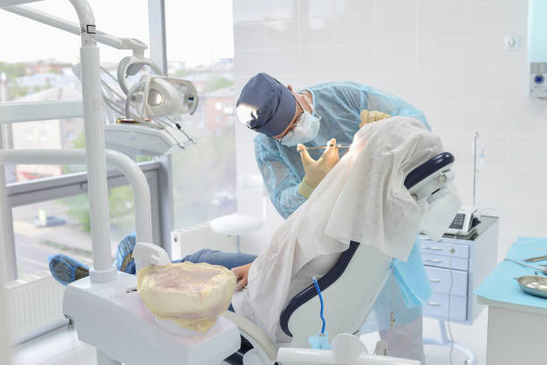 Best Emergency Root Canal Treatment in Friendswood, TX